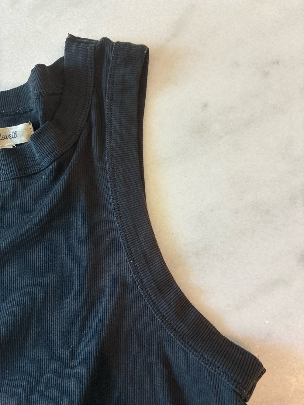 Madewell Black Ribbed Crop Tank - Picture 4 of 5